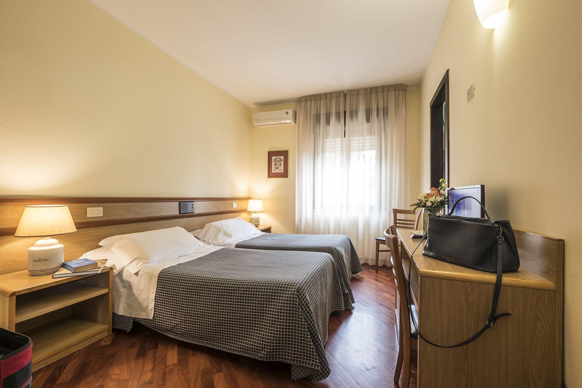 Hotel Vega Perugia Bagian luar foto
